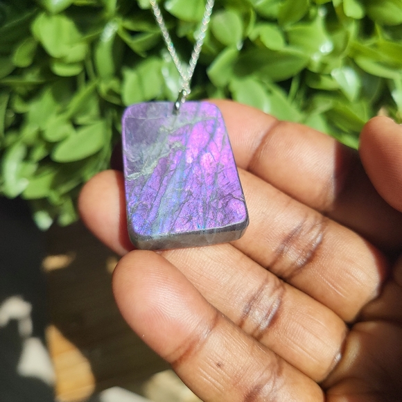 Pink & Purple Labradorite Crystal Necklace / Transformation Stone / Gift💜 - Picture 5 of 5